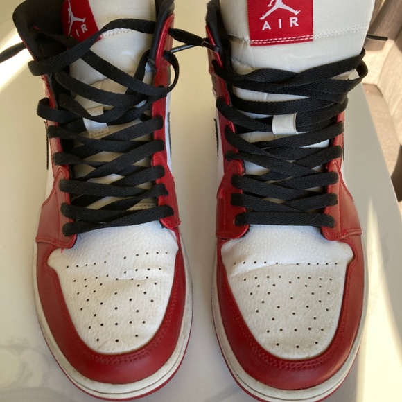 Nike Air Jordans - Picture 3 of 4
